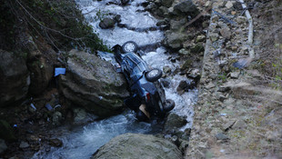 Zonguldak'ta otomobil uçuruma yuvarlandı: 2 yaralı