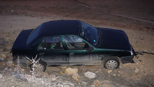 Adıyaman'da otomobil şarampole devrildi: 4 Yaralı