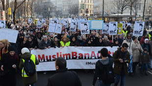 Avusturya’da “Başörtüme Dokunma” protestosu