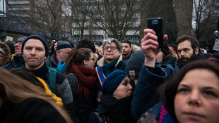 Paris'te polis şiddeti protesto edildi