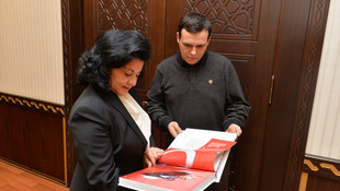 Kırklareli Valisi Civelek'e AA 2016  Yıllığı