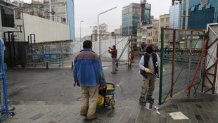 Taksim'e yapılacak caminin şantiyesi kuruluyor