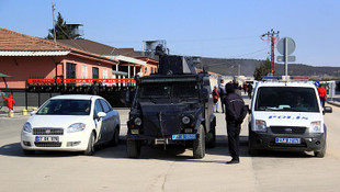 Avukat ve öğretmenlere FETÖ operasyonu 13 kişi tutuklandı