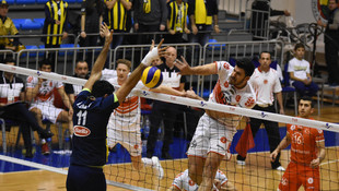 Voleybol: Efeler Ligi