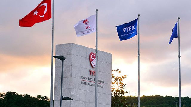 TFF düğmeye bastı! Devrim gibi karar