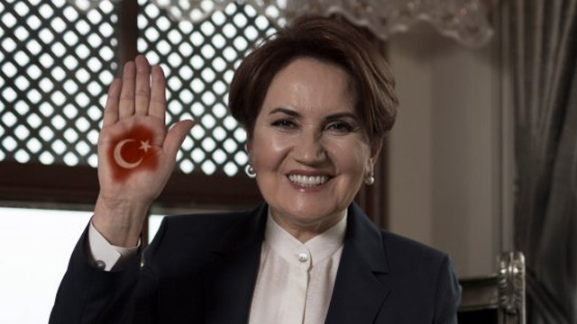 Meral Akşener açıkladı: Cumhurbaşkanlığına adayım!