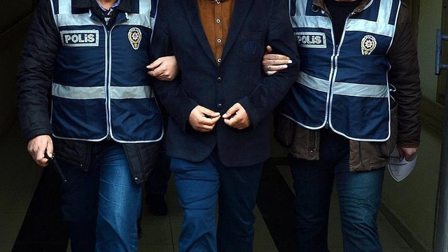 Fethullah Gülenin avukatı yakalandı