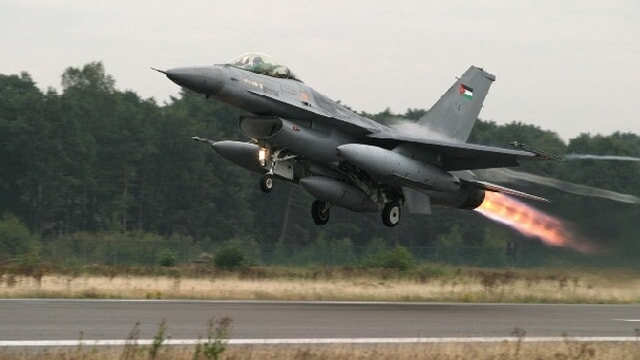 Suudi Arabistanda Ürdüne ait F-16 savaş uçağı düştü