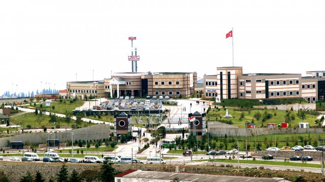 Kocaeli Üniversitesinde kavga: 47 gözaltı