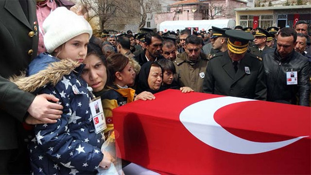 Şehit Jandarma Başçavuş Altınalana Niğdede son yolculuğuna uğurlandı
