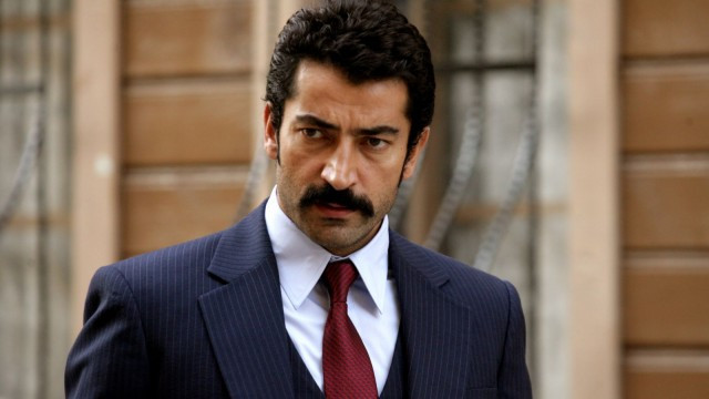 Kenan İmirzalıoğlu Fatih Sultan Mehmedi canlandıracak