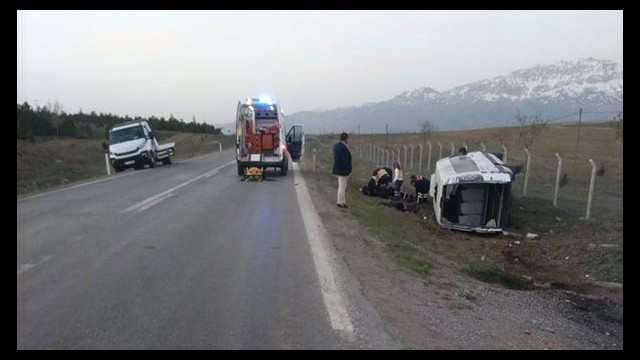 Konyada trafik kazası! Çok sayıda yaralı var