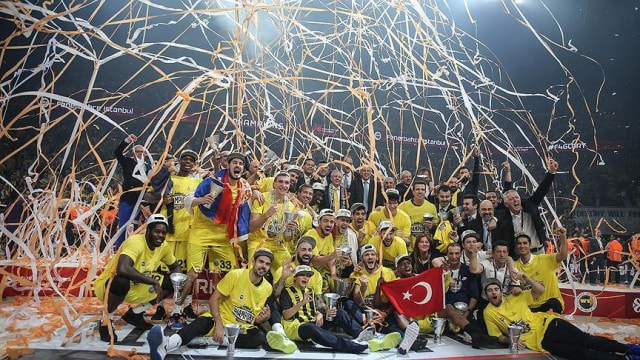 Avrupanın en büyüğü Fenerbahçe!