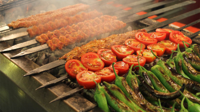 Adana şokta! Ünlü kebapçı tutuklandı