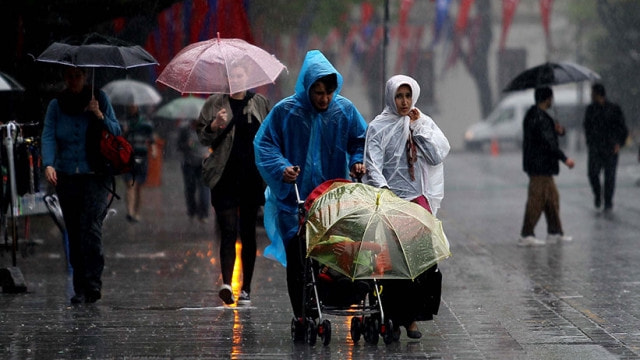 İstanbullular dikkat! Meteoroloji saat verdi 
