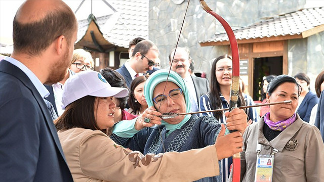 First Lady okun başına geçti