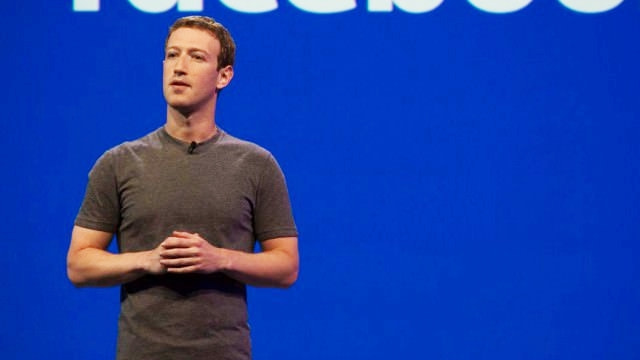 Zuckerbergin açıklamaları pahalıya patladı! Facebook çakıldı