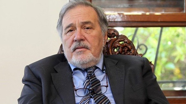 İlber Ortaylı: Cahil ve sapıklar bunu yapıyor