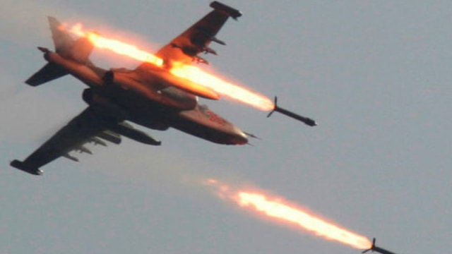 ABD uçakları Esad güçlerini vurdu