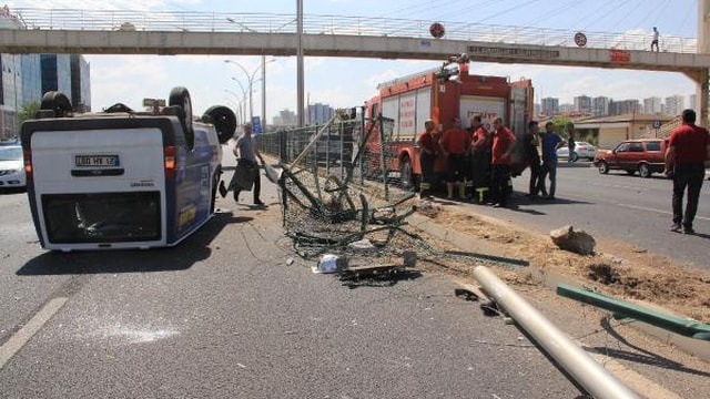 Diyarbakır-Şanlıurfa yolunda kaza!
