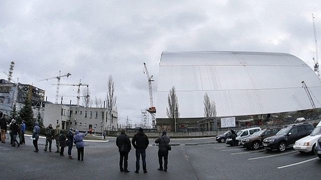 Çernobilde çelik miğfer önlemi!