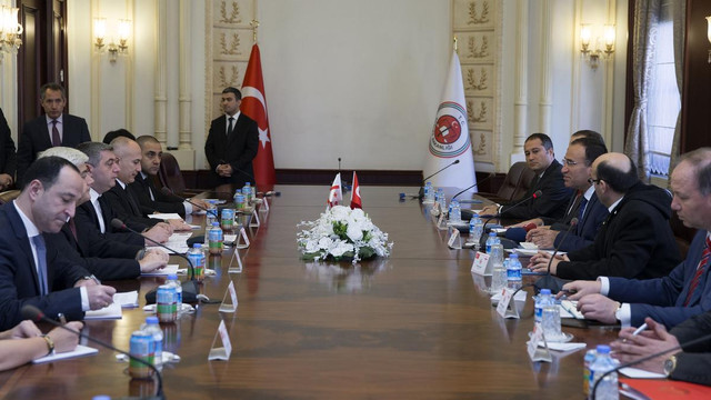 Adalet Bakanı Bozdağ'a Gürcistanlı konuk