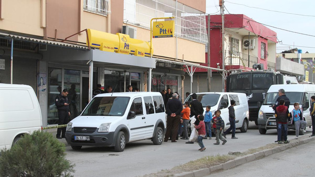 Adana'da PTT şubesinde soygun