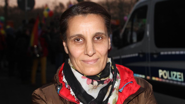 Almanya'da mülteci karşıtı gösteriye 2 kişi katıldı