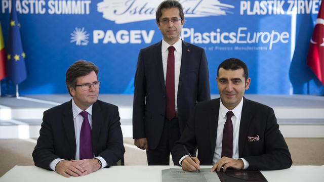 Avrupa'nın plastik devleri Türkiye'de bir araya geldi