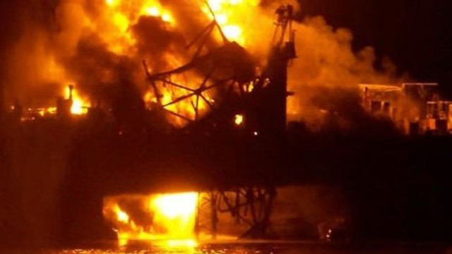 Azerbaycanda doğalgaz boru hattı yandı