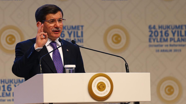 Başbakan Davutoğlu: "Öğrenim gören gençlerimizin pasaport harcını kaldırıyoruz. Öğrenim gören gençlerimiz pasaport alırken harç ödemeyecekler."