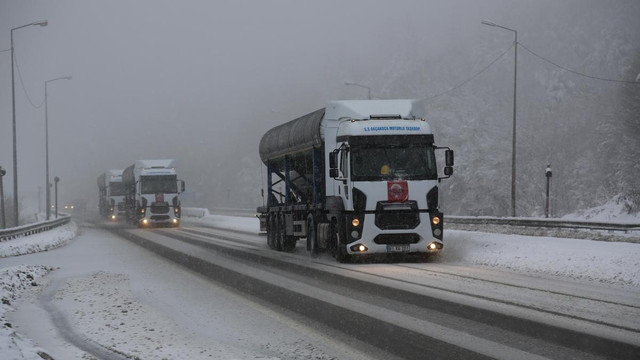 Bolu Dağı'ndaki kar yağışı