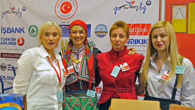 Bulgaristan’da Uluslararası Hayır Kermesi