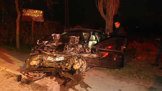 Bursa'da trafik kazası: 1 ölü, 1 yaralı