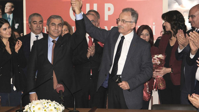 CHP İstanbul İl Başkanlığında devir teslim