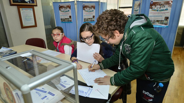 Çocuk Meclisi'nde seçim heyecanı