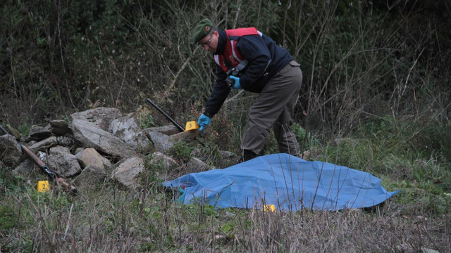 Domuz sandığı arkadaşını öldürdü