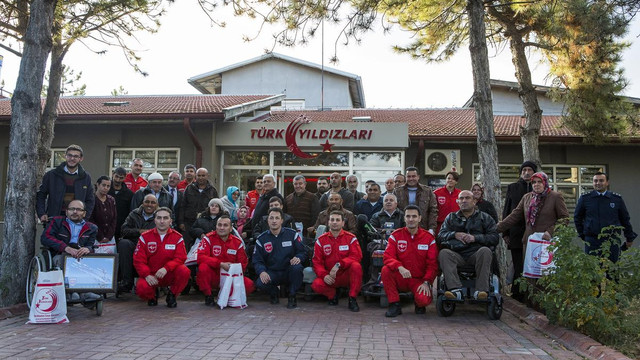 Engelliler Türk Yıldızları'yla buluştu