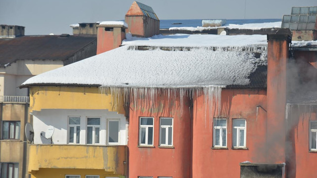 Hakkari'de dondurucu soğuk