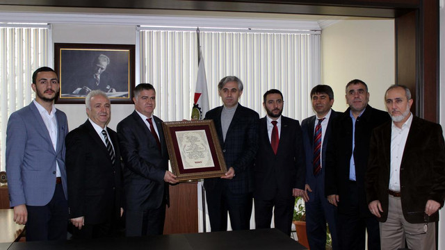 İGİAD Başkanı Ayhan Karahan: