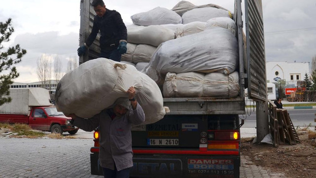 Kütahya İHH'dan Suriye'deki Türkmenlere yardım