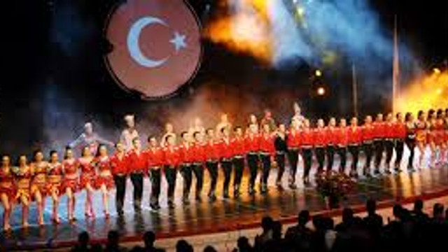 Çini Anadolu Ateşi sardı