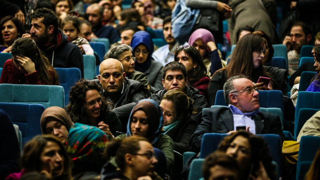 İran'ın "Bob Dylan"ı Mohsen Namjoo, Bursa'da