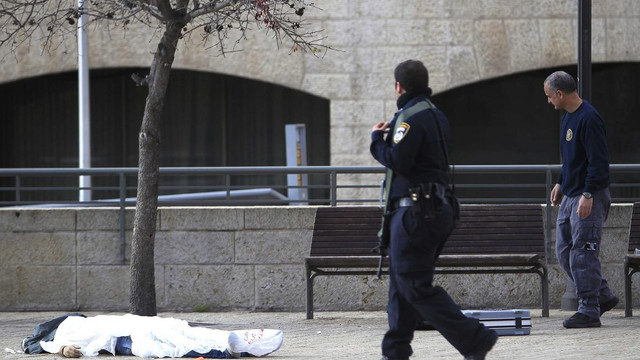 İsrail polisleri bir Filistinliyi öldürdü