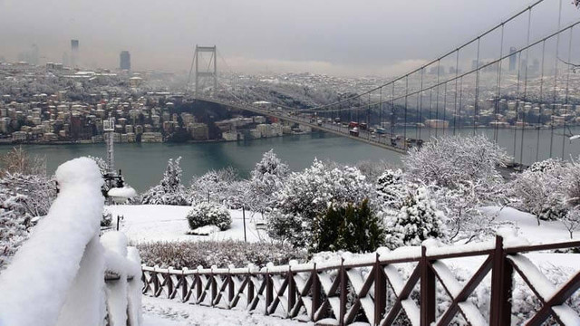 İstanbul yeni yıla kar yağışıyla birlikte girecek! Hava durumu