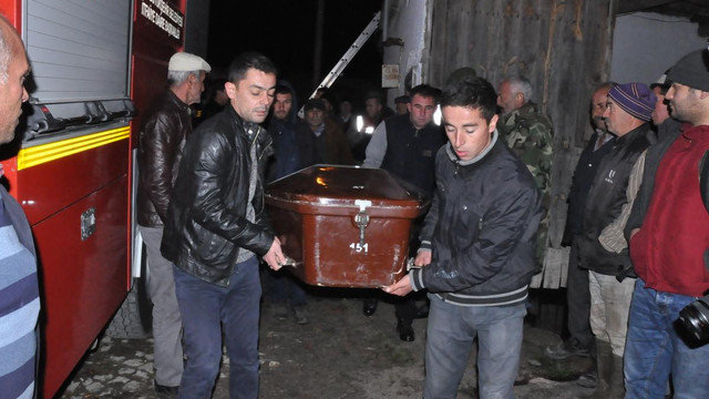 İzmir'de yangın: 1 ölü