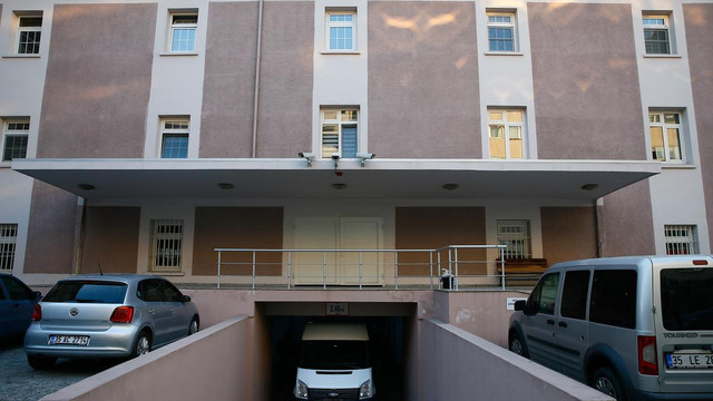 İzmir'deki "Paralel Devlet Yapılanması" operasyonu