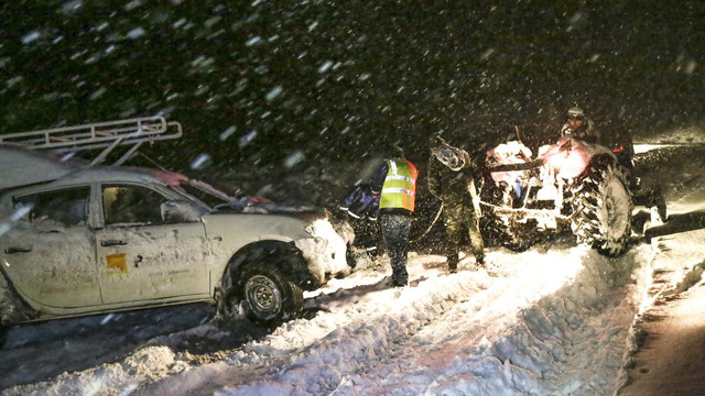 Yurt genelinde yoğun kar yağışı nedeniyle okullar tatil!