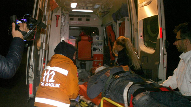 Konya'da otomobil aydınlatma direğine çarptı: 1 ölü, 3 yaralı