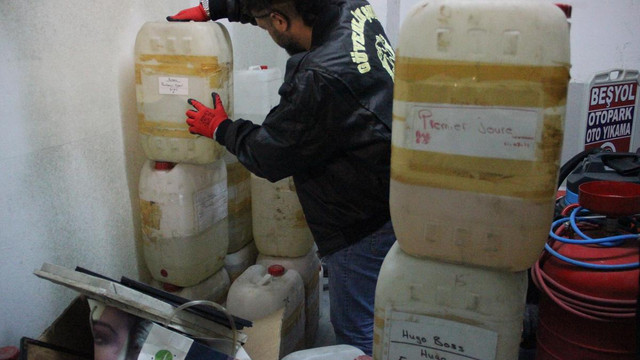 Küçükçekmece'de 1 milyon şişe sahte parfüm